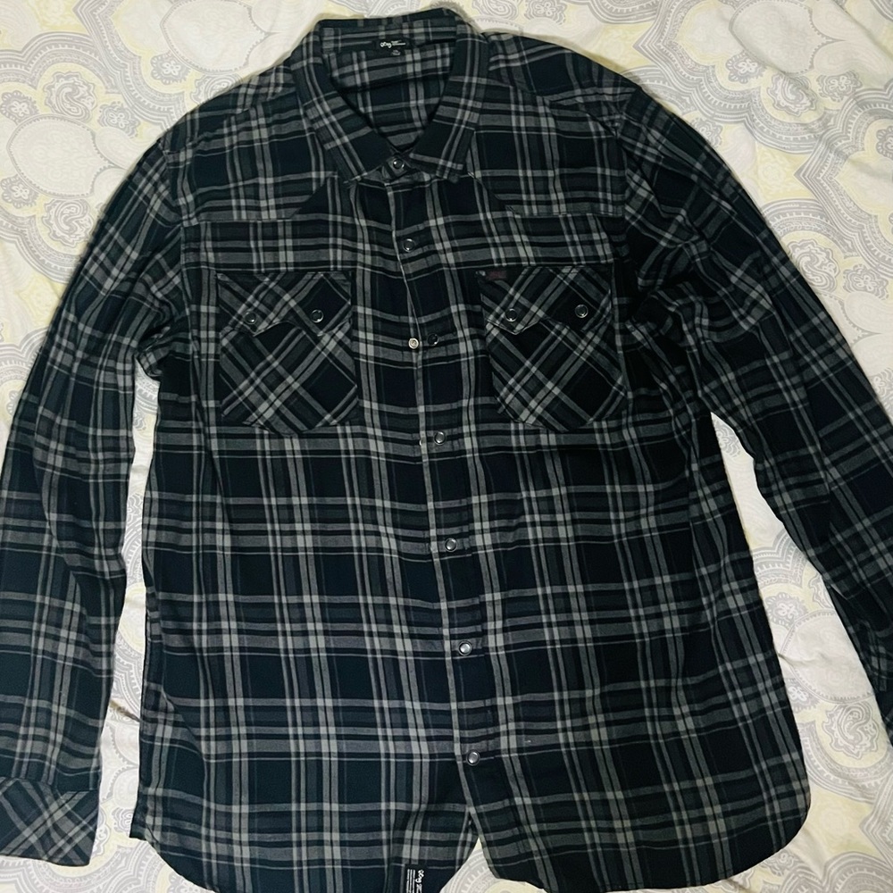 LRG long sleeve shirt